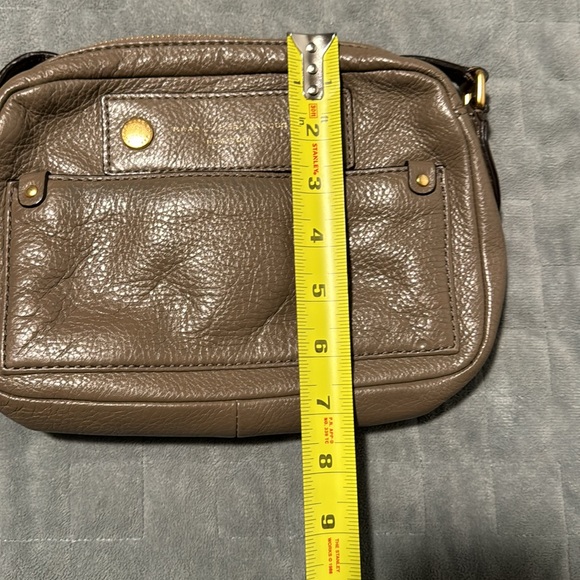 Marc by Marc Jacobs Brown Leather Purse, Adjustable Shoulder Strap, Black Inside - Picture 9 of 10